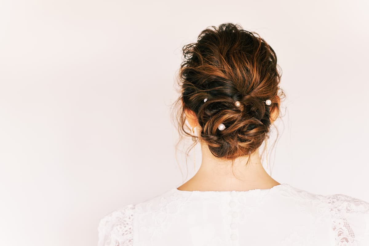 wedding-guest-low-bun.jpg